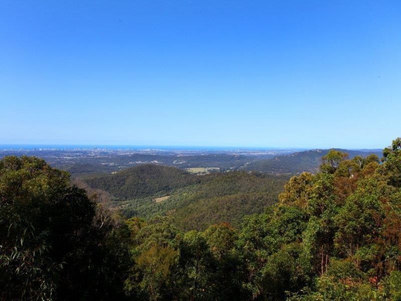 50 Hellfire Pass, Lower Beechmont QLD 4211