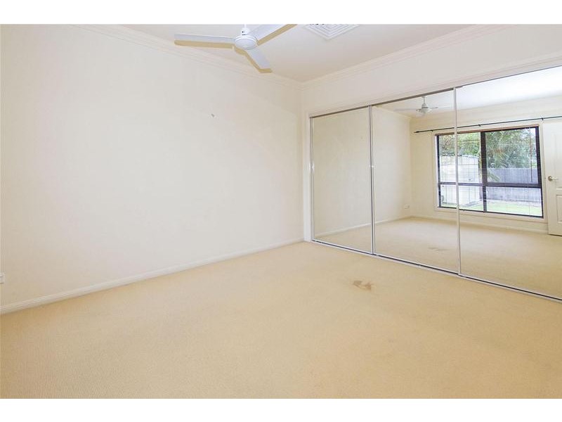 48 Crestwood Drive, Molendinar QLD 4214