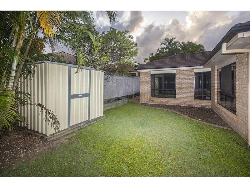 48 Crestwood Drive, Molendinar QLD 4214