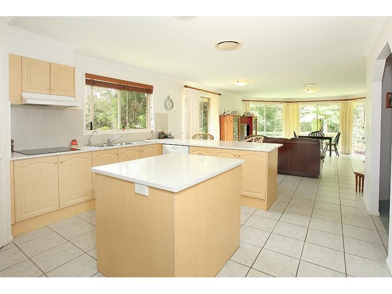 66 Trentbridge Court, Mount Nathan QLD 4211