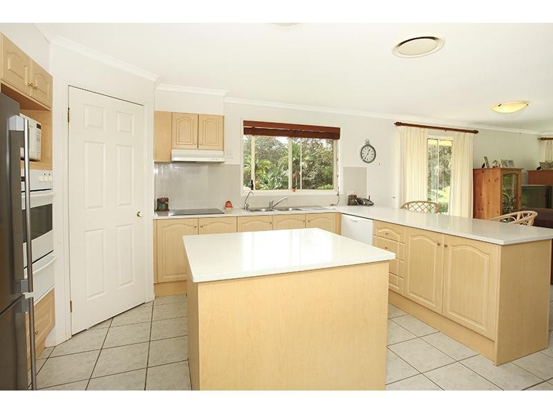 66 Trentbridge Court, Mount Nathan QLD 4211