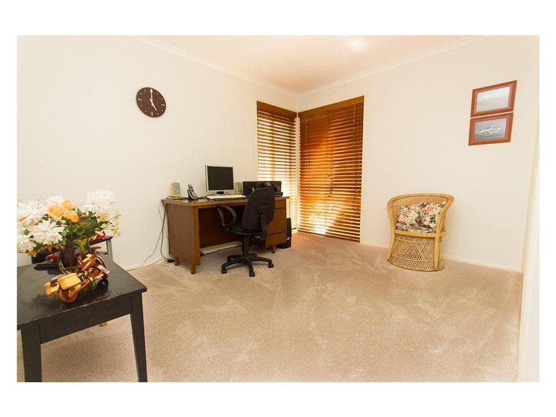 66 Trentbridge Court, Mount Nathan QLD 4211