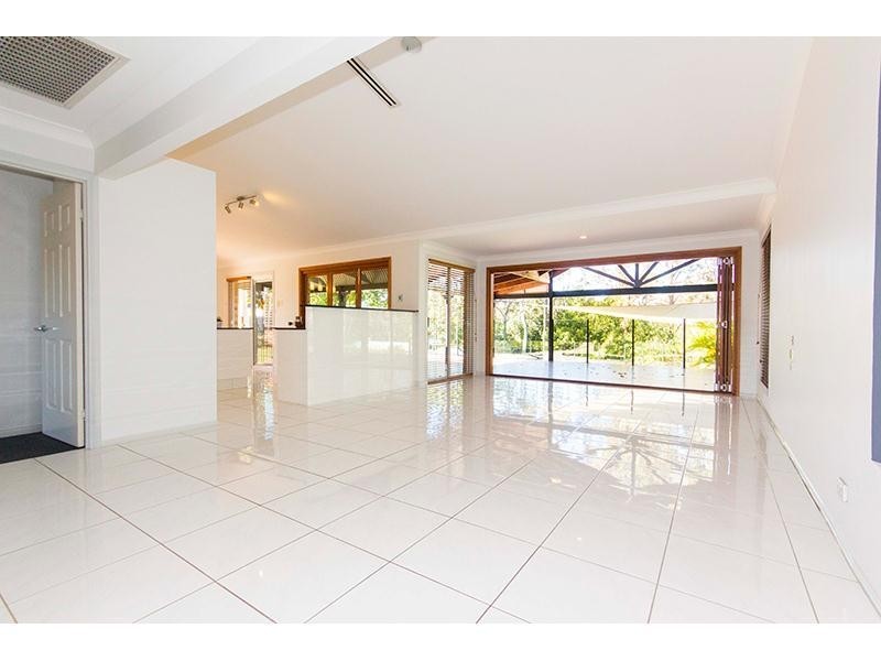 37 Teasdale Drive, Nerang QLD 4211