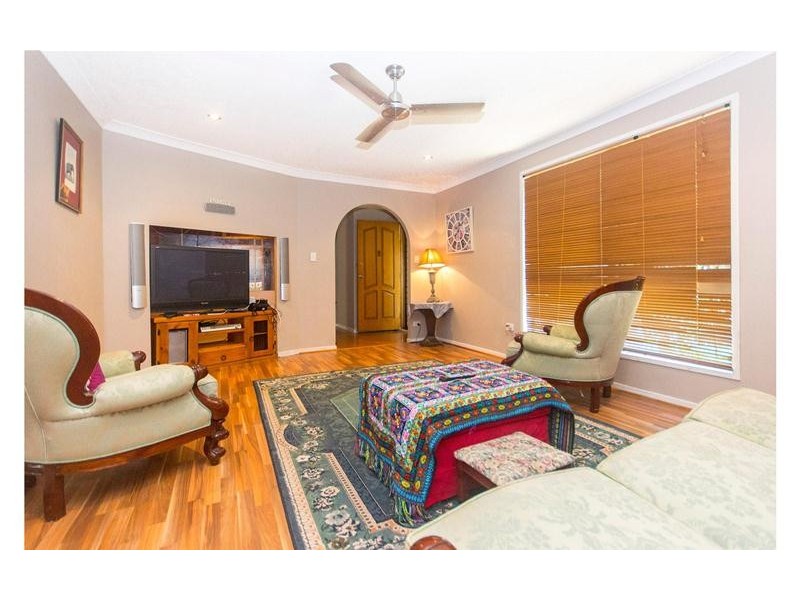 2 Kambalda Court, Worongary QLD 4213