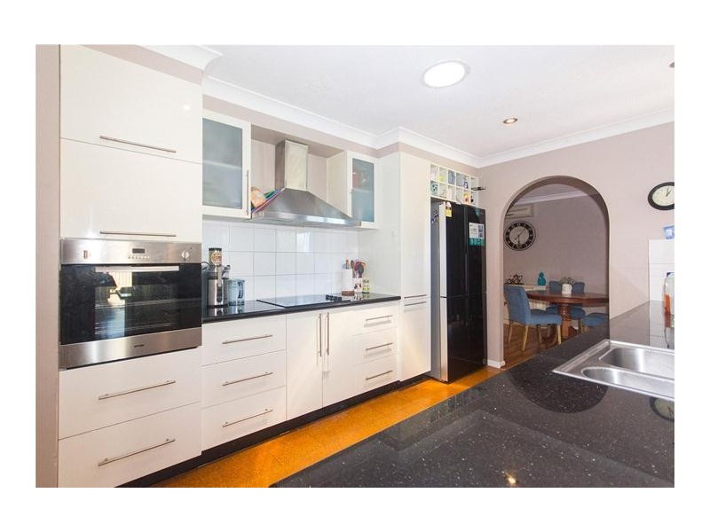 2 Kambalda Court, Worongary QLD 4213