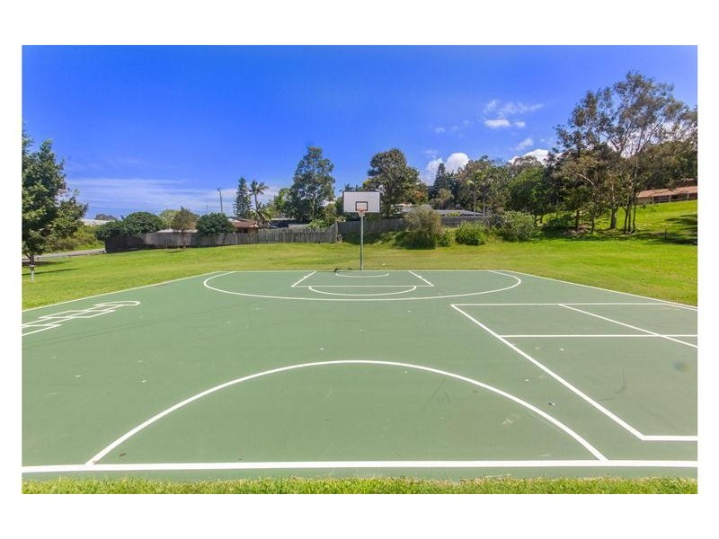 2 Kambalda Court, Worongary QLD 4213