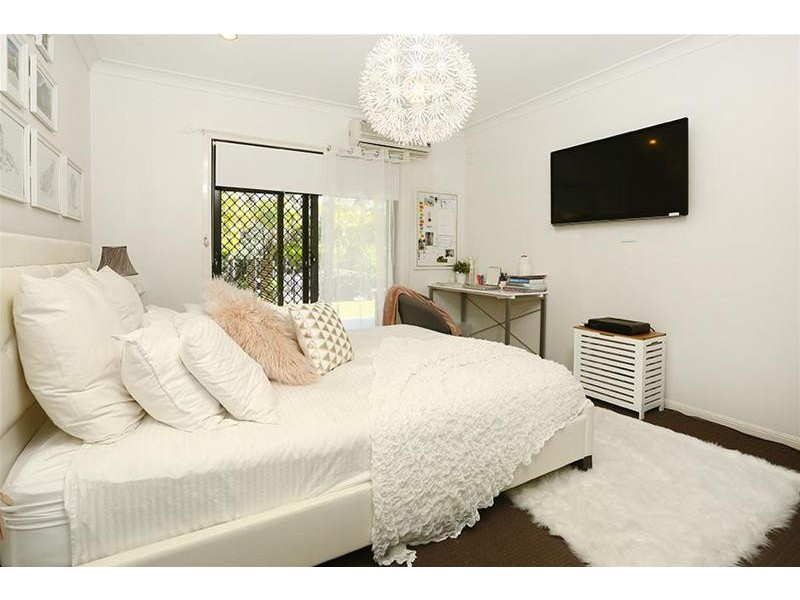 11 Hazlett Street, Maudsland QLD 4210