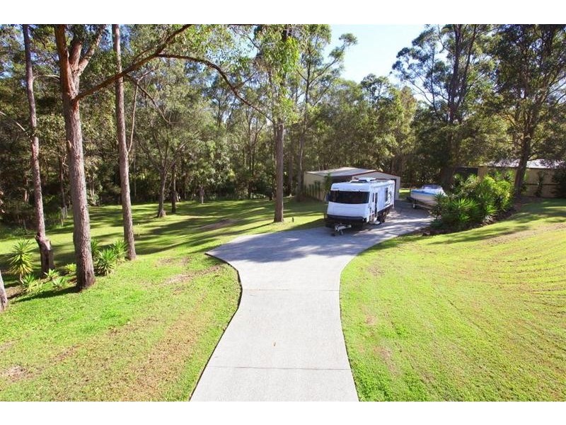 11 Hazlett Street, Maudsland QLD 4210