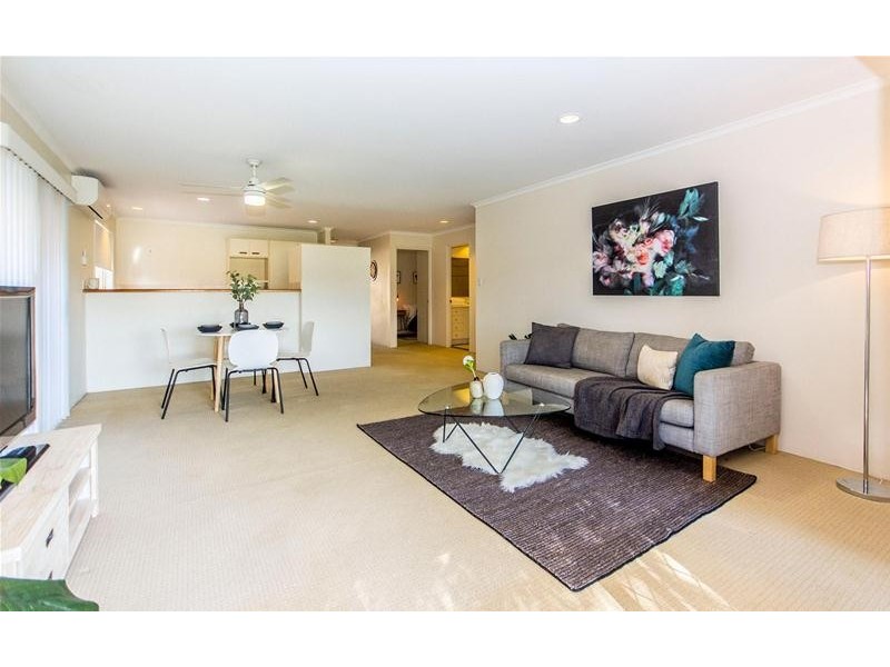 13/151 Pappas Way, Carrara QLD 4211