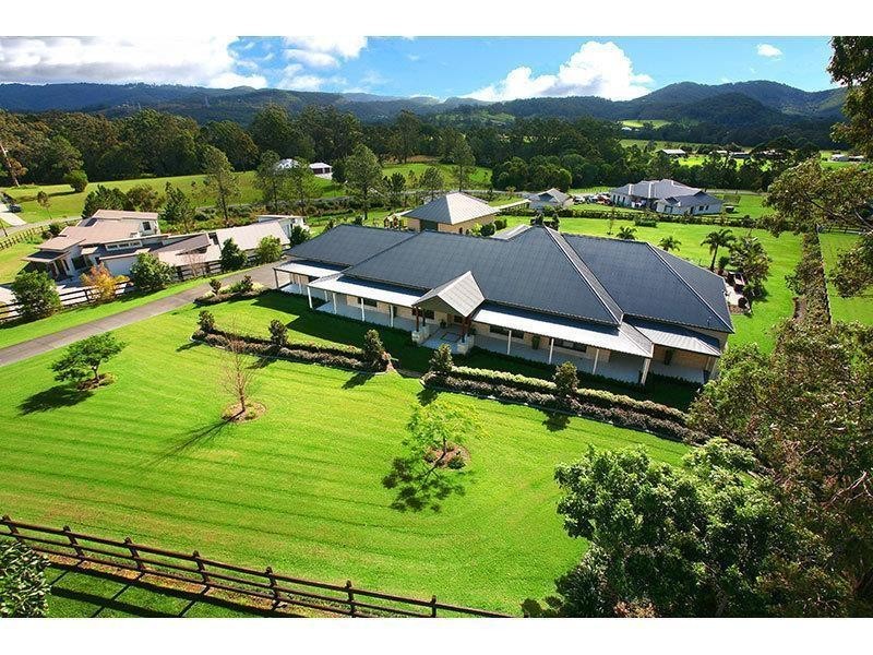 30 Lagoon Park Drive, Maudsland QLD 4210