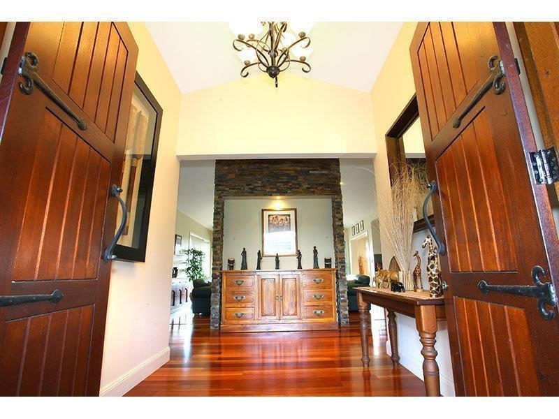 30 Lagoon Park Drive, Maudsland QLD 4210