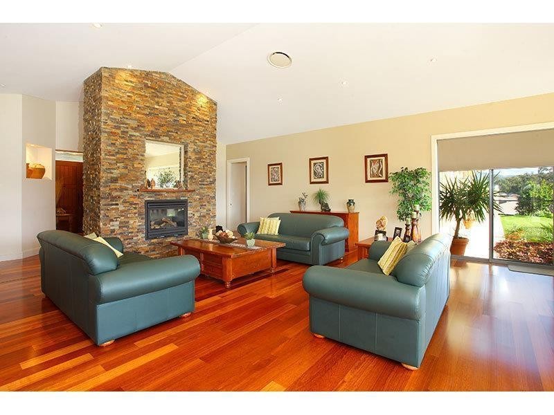 30 Lagoon Park Drive, Maudsland QLD 4210