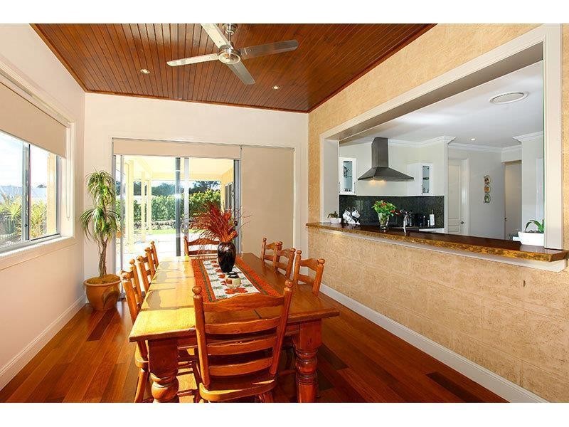 30 Lagoon Park Drive, Maudsland QLD 4210