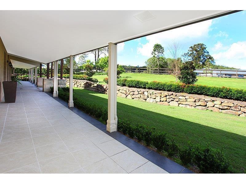 30 Lagoon Park Drive, Maudsland QLD 4210