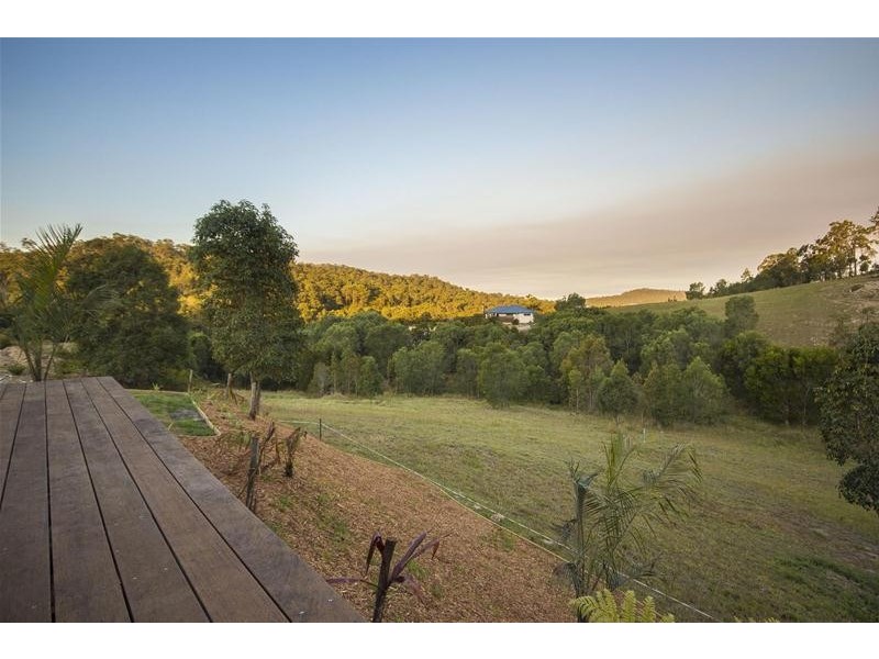 16 Goldmine Court, Advancetown QLD 4211