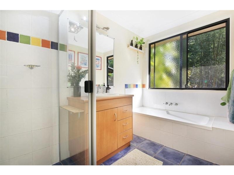 33-35 Trentbridge Court, Mount Nathan QLD 4211