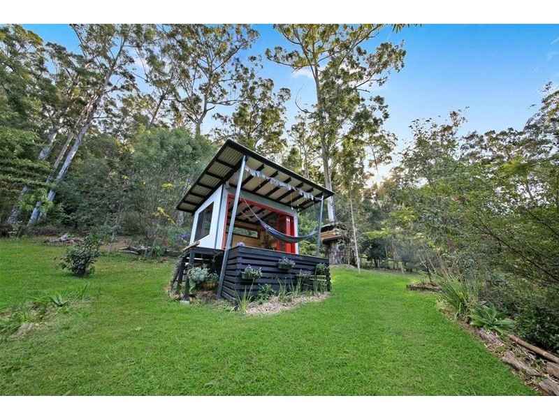 33-35 Trentbridge Court, Mount Nathan QLD 4211