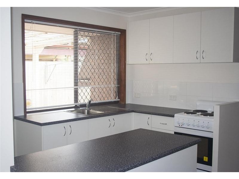 1/19 Telopea Street, Labrador QLD 4215