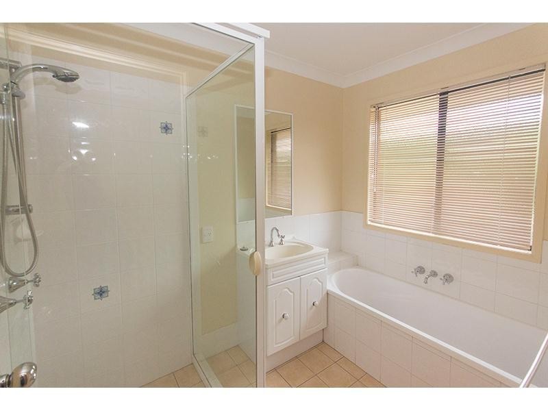 27 Buffalo Crescent, Pacific Pines QLD 4211