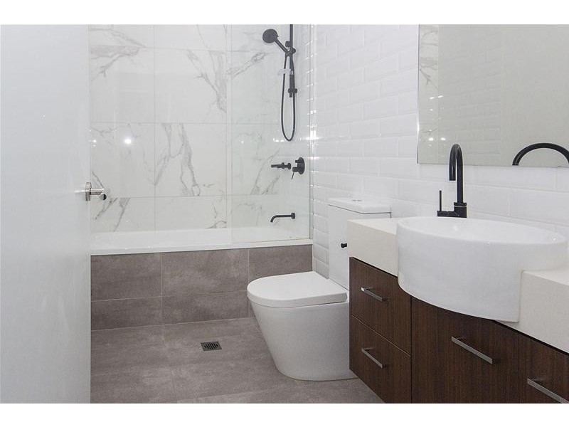 2213/397 Christine Avenue, Varsity Lakes QLD 4227