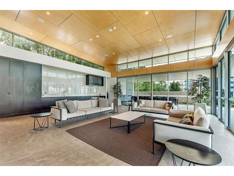 2213/397 Christine Avenue, Varsity Lakes QLD 4227