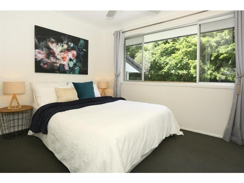 153 Hinkler Drive, Worongary QLD 4213