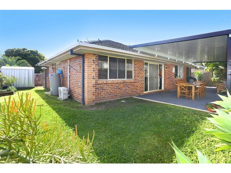 6 Coolawin Place, Nerang QLD 4211