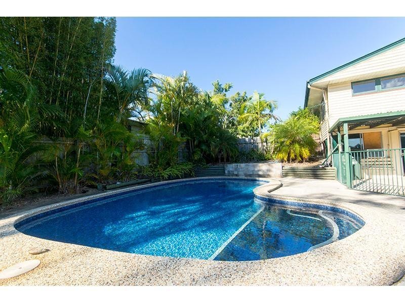 10 Tenalga Street, Nerang QLD 4211