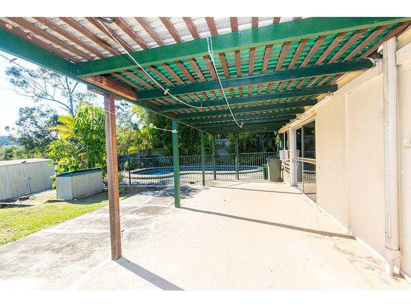 10 Tenalga Street, Nerang QLD 4211