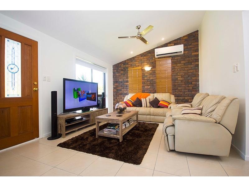 104 Yangoora Crescent, Ashmore QLD 4214