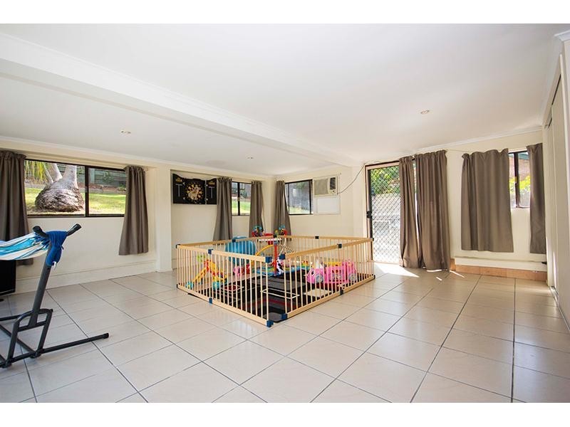 104 Yangoora Crescent, Ashmore QLD 4214