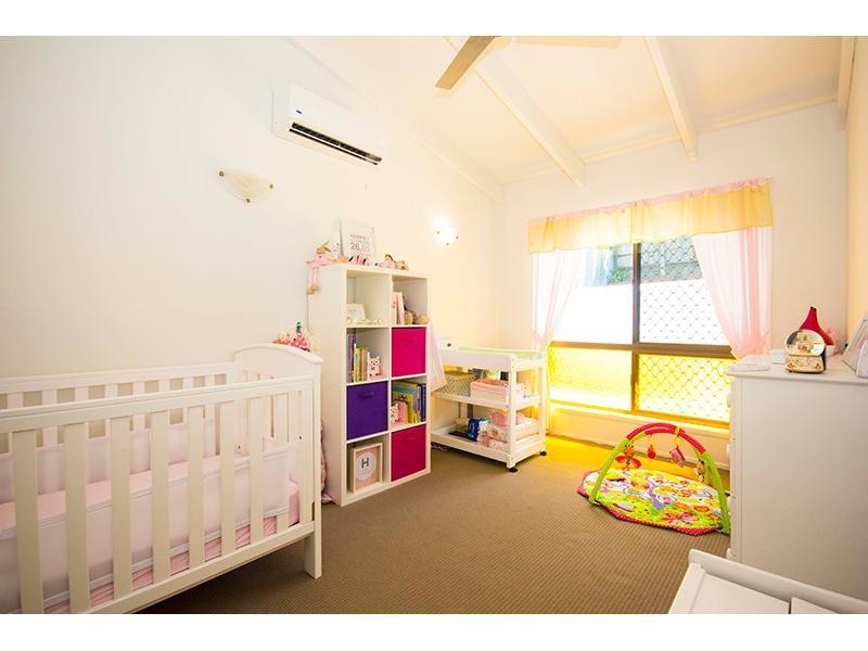 104 Yangoora Crescent, Ashmore QLD 4214