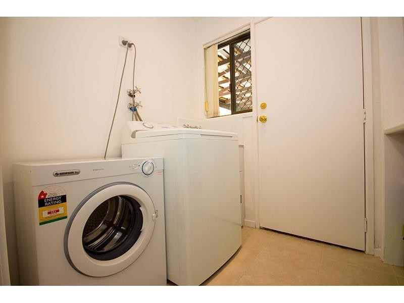 104 Yangoora Crescent, Ashmore QLD 4214