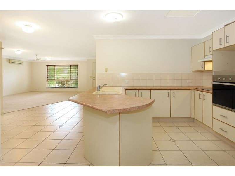 2/38 Ancona Street, Carrara QLD 4211