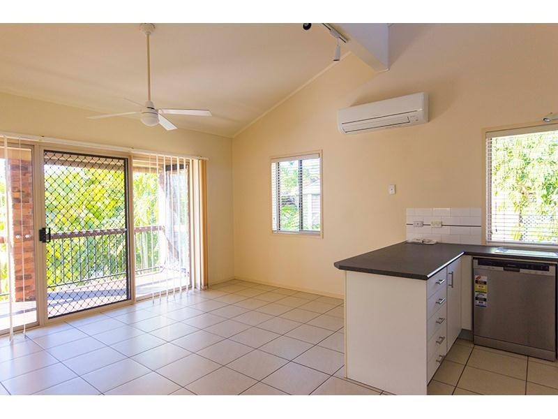 5 Kilmarnock Close, Highland Park QLD 4211