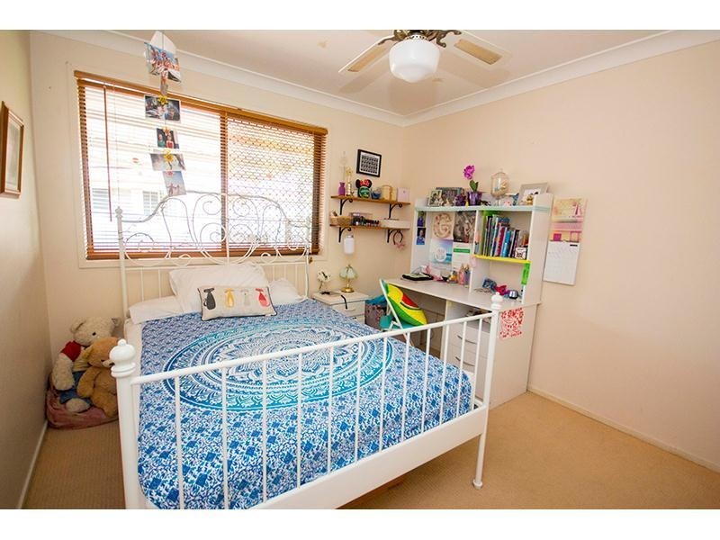 6 Rednal Court, Carrara QLD 4211