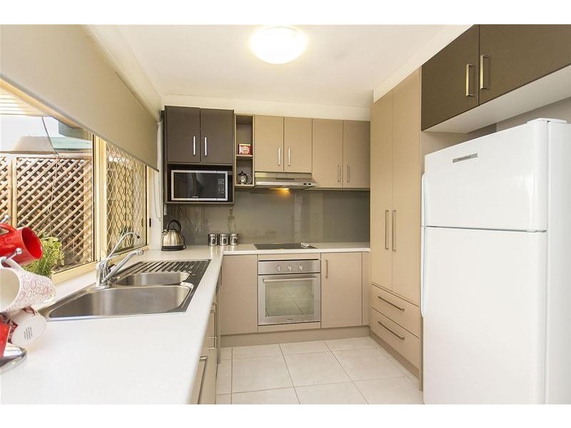 11/5 Keats Place, Nerang QLD 4211