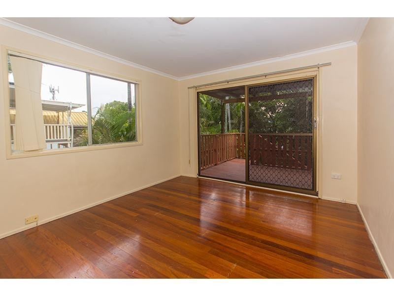 17 Nerang Broadbeach Road, Nerang QLD 4211