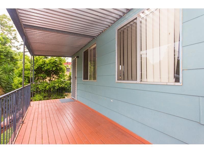 17 Nerang Broadbeach Road, Nerang QLD 4211