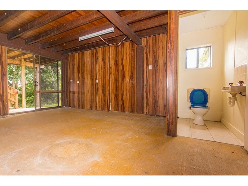 17 Nerang Broadbeach Road, Nerang QLD 4211