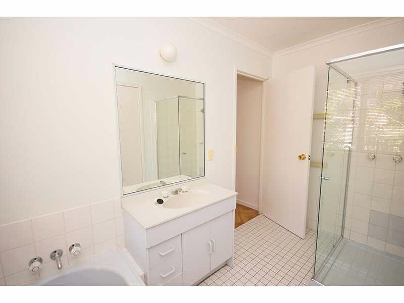 13  Medellin Court, Nerang QLD 4211