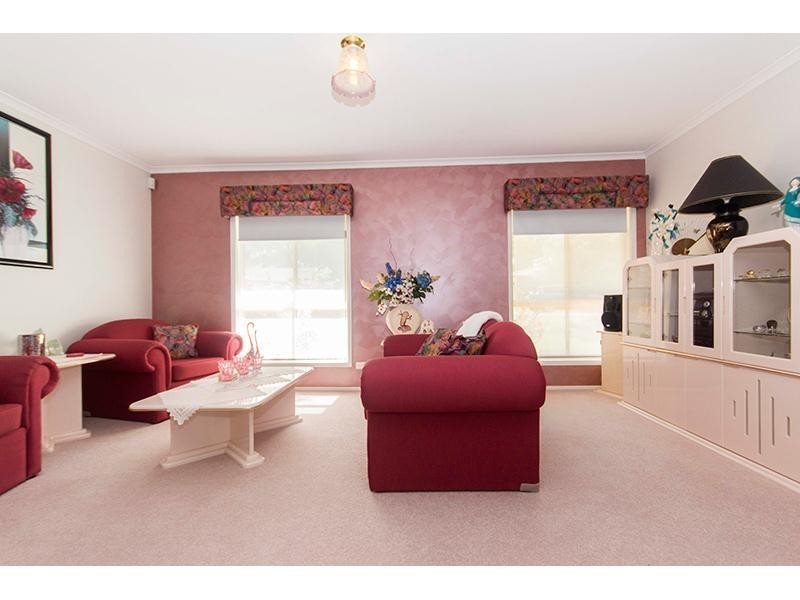 38 Kingaroy Avenue, Helensvale QLD 4212