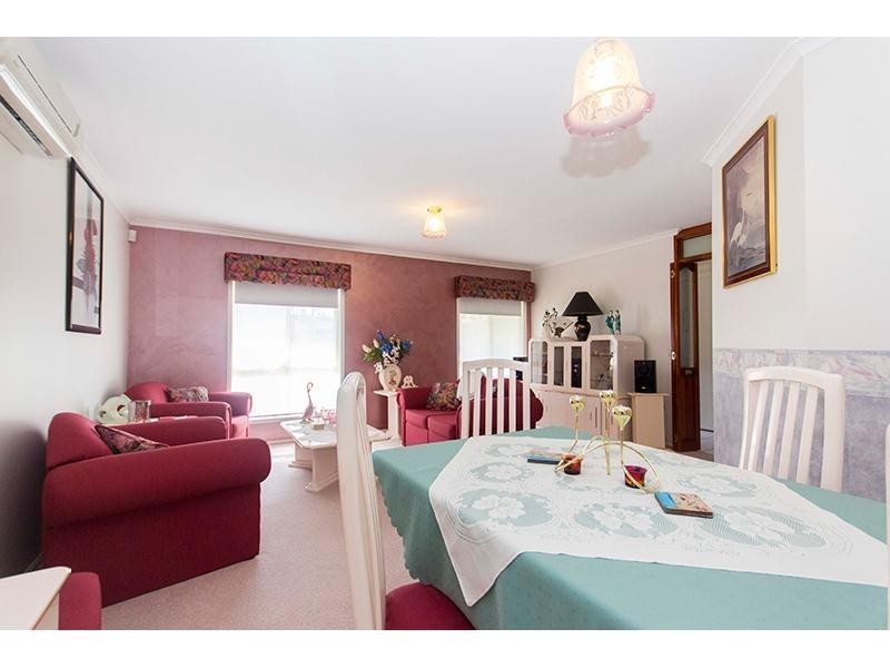 38 Kingaroy Avenue, Helensvale QLD 4212