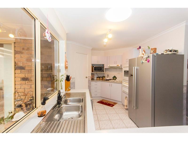 38 Kingaroy Avenue, Helensvale QLD 4212