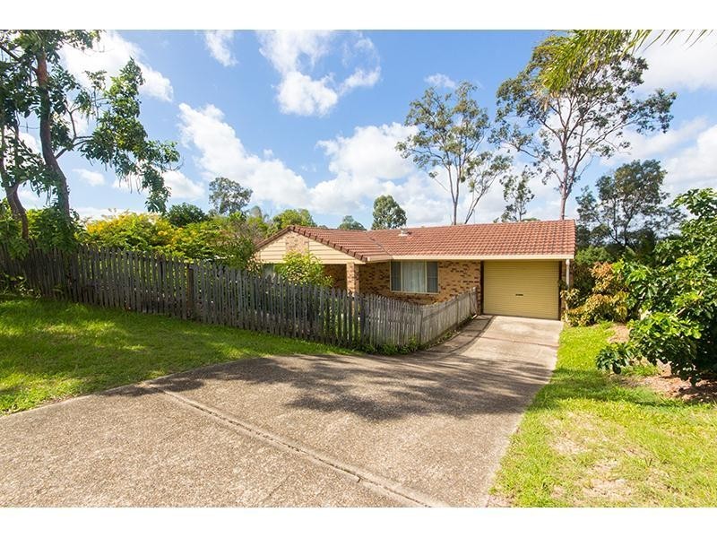 22 Cozens Way, Highland Park QLD 4211