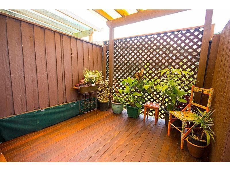 1 Hibiscus Court/67 Nerang Street, Nerang QLD 4211