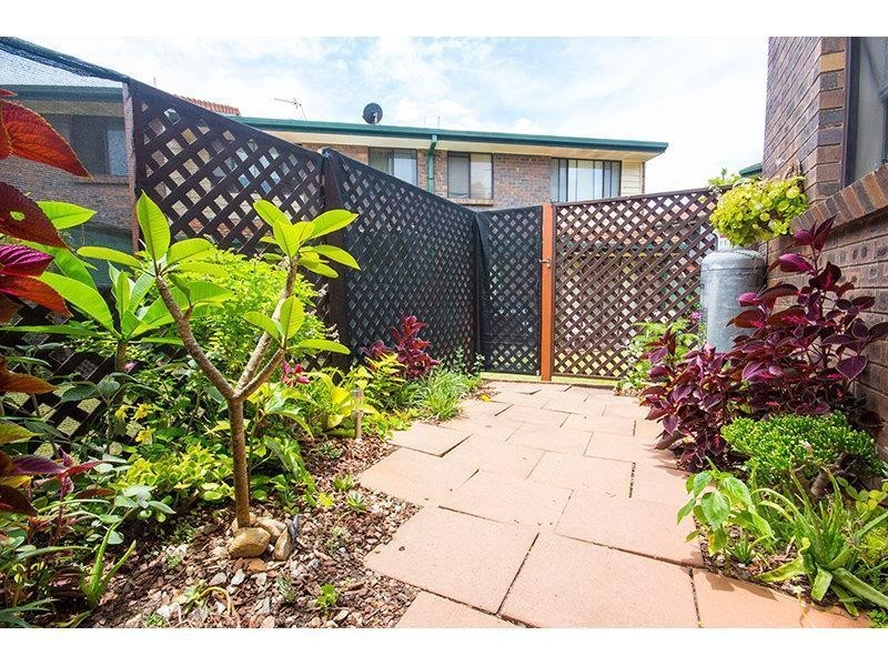 1 Hibiscus Court/67 Nerang Street, Nerang QLD 4211