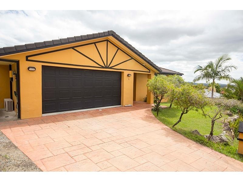 11 Mitaro Rise, Pacific Pines QLD 4211