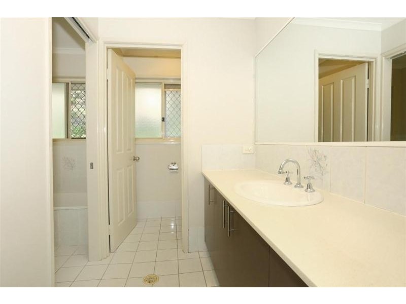 226 Crane Crescent, Nerang QLD 4211