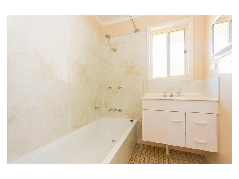 12 Paladin Court, Nerang QLD 4211